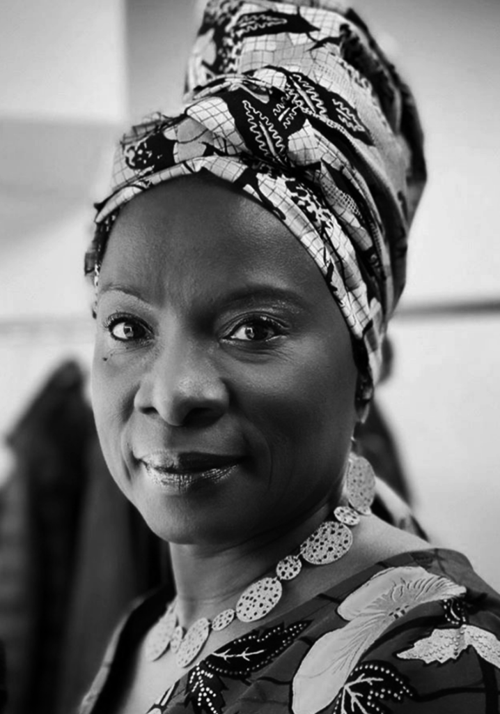 ANGÉLIQUE KIDJO : LA DIVA PLANÉTAIRE.